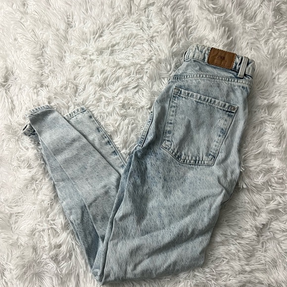 ALL ZARA JEANS SIZE 4 - Picture 1 of 9